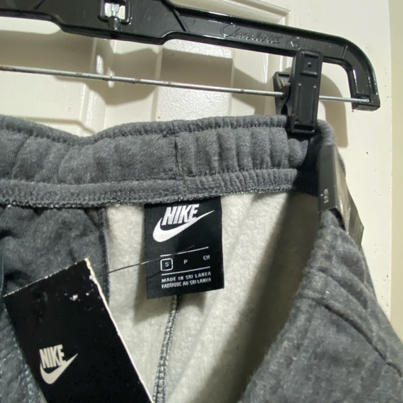 Nike sweatpants - Picture 7 of 10